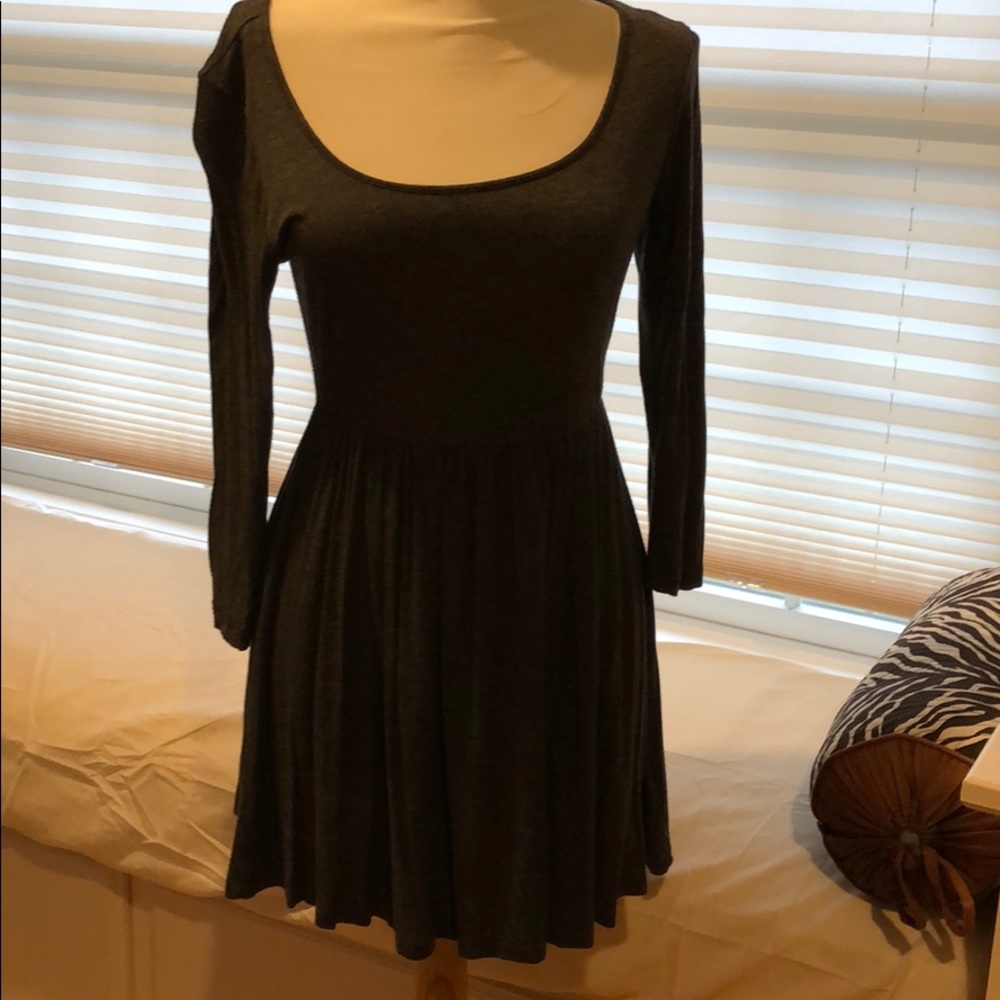 Forever 21 Dark Gray Three-Quarter Sleeve Dress Women’s Size M